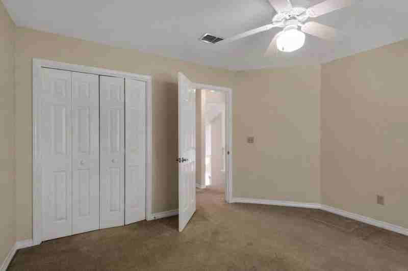 2014 Mistral Ln E - Photo 5 of 34