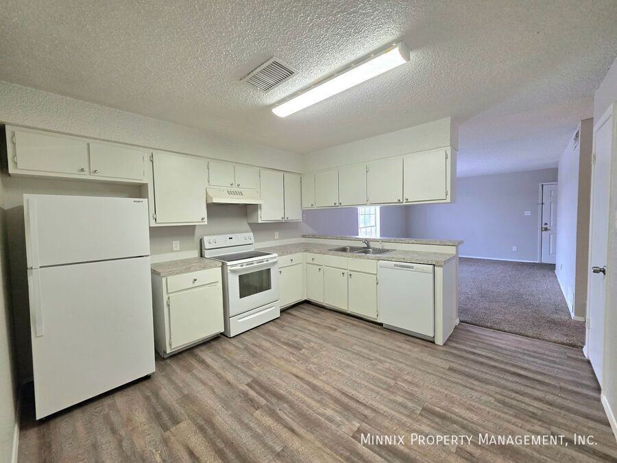 3007 W Louisiana Ave #07 - Photo 3 of 8