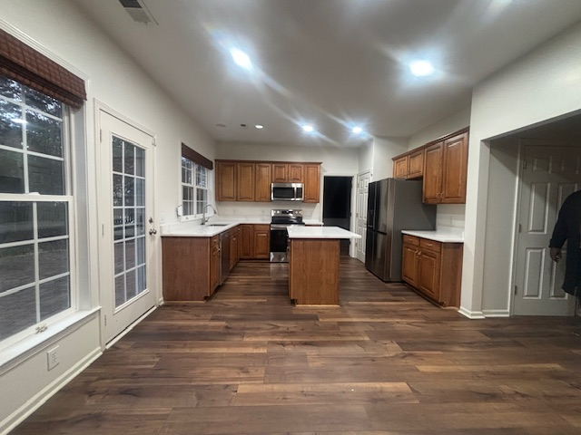 8514 Society St - Photo 6 of 17