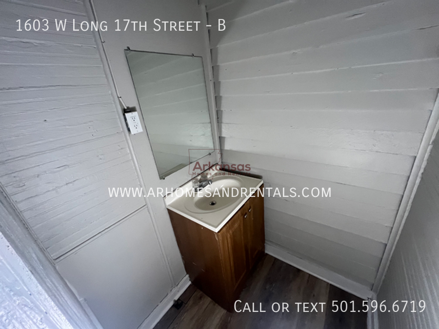 1603 W Long 17th St #B - Photo 6 of 9