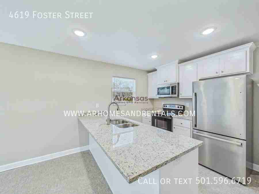 4619 Foster St - Photo 4 of 15