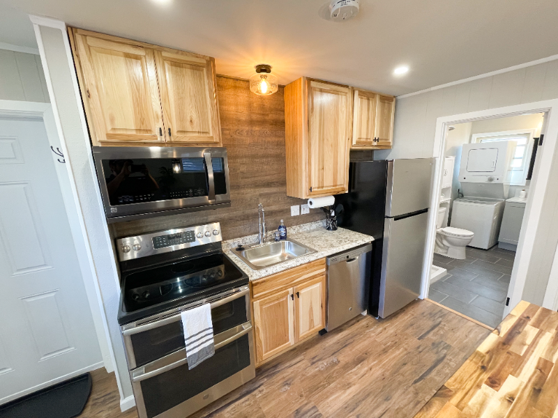 1845 Portland St #2 - Photo 2 of 14