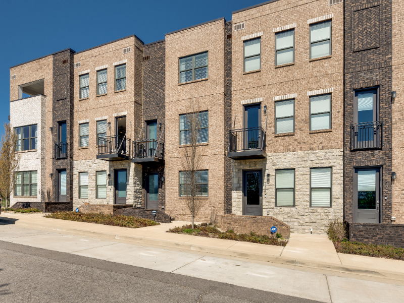 740 Inspiration Blvd - Photo 2 of 50