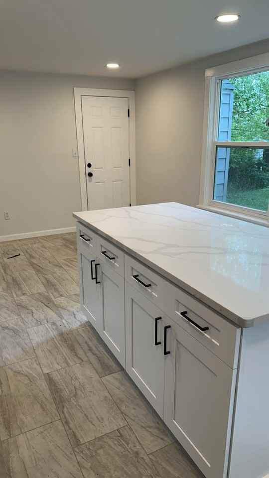 10 Maple Way - Photo 3 of 20