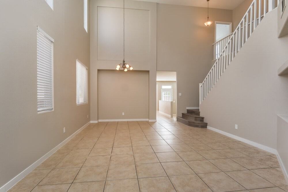 3917 Irvin Ave - Photo 6 of 17