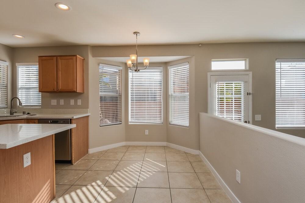 3917 Irvin Ave - Photo 7 of 17