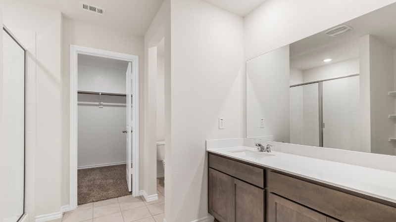 2717 Phelps Dr - Photo 6 of 13