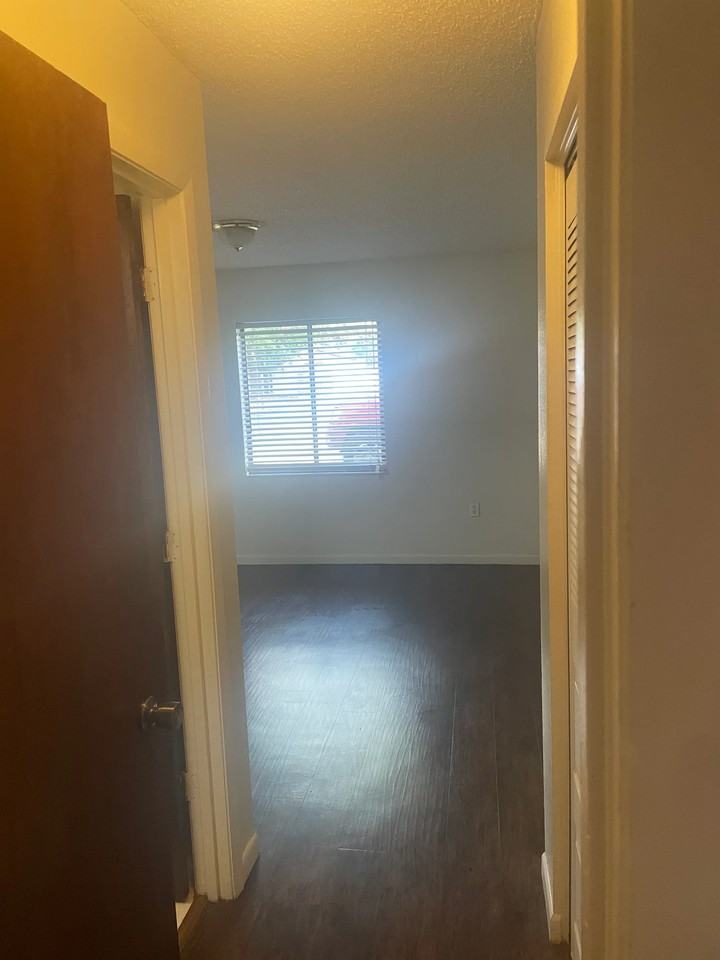 5617 Cherry Wood Cir - Photo 7 of 11