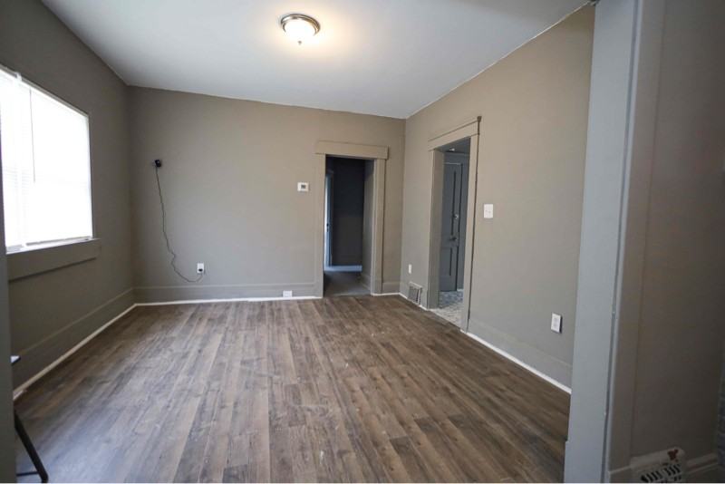 13402 Caine Ave - Photo 3 of 12