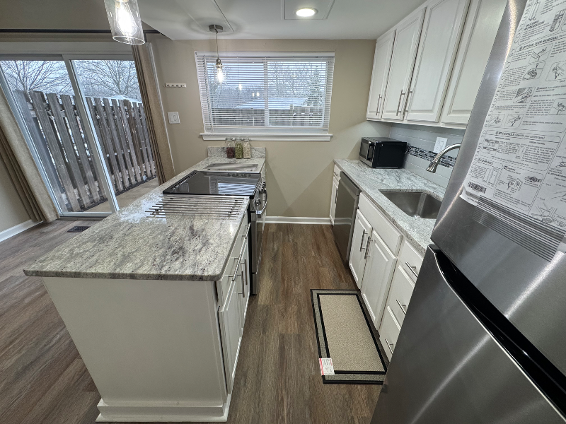 119 Ardwick Ter - Photo 7 of 50