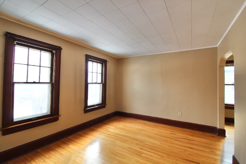 2933 N Newhall St #B - Photo 7 of 16