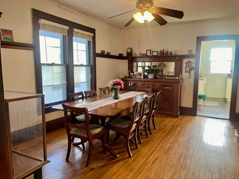 3212 Lyndale Ave S - Photo 2 of 7