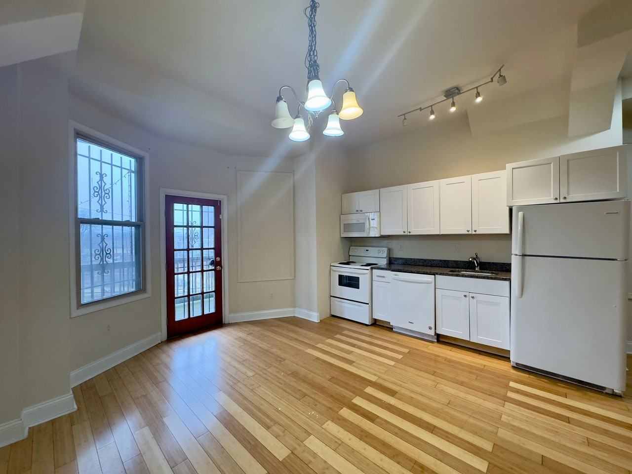 Apartments in Reservoir Hill, Baltimore, MD! - Photo 5 of 10