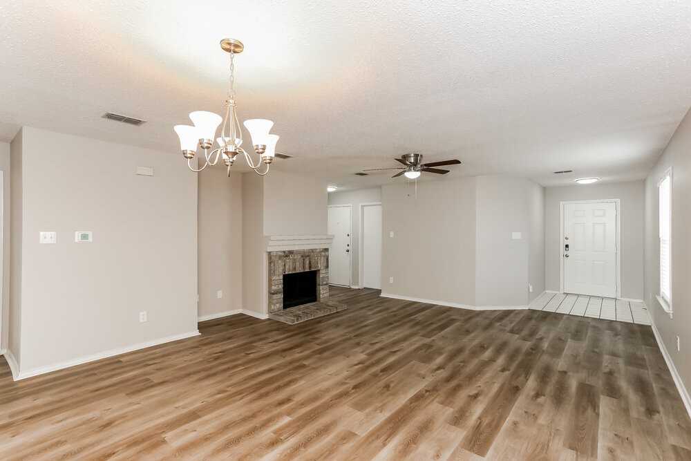 1032 Bannack Dr - Photo 5 of 16