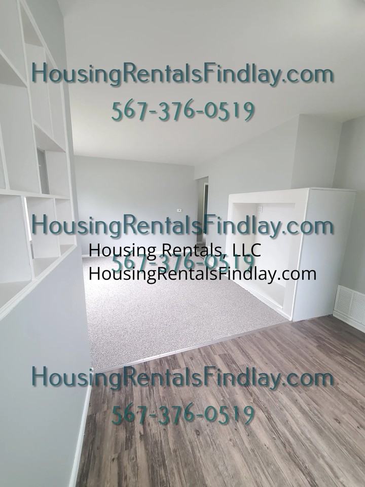 425 N Blanchard St - Photo 4 of 25