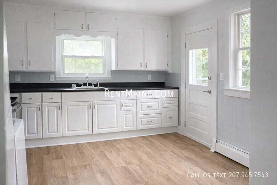 11 Somerset St #2 - Photo 3 of 17