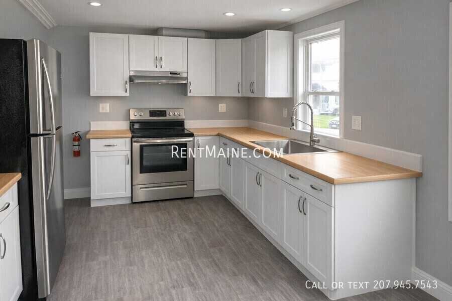 492 Main St #1 - Photo 4 of 32