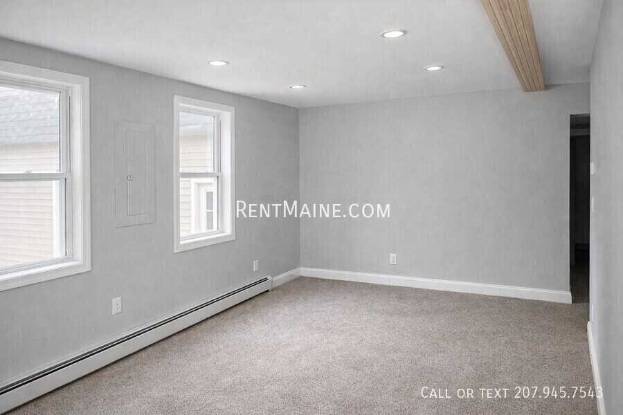 492 Main St #1 - Photo 7 of 32