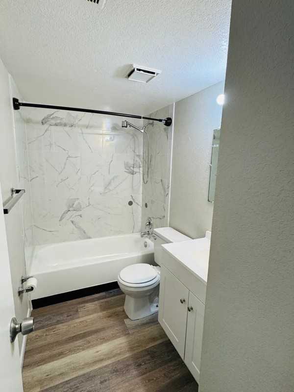 3310 Cochran Dr #D - Photo 4 of 9