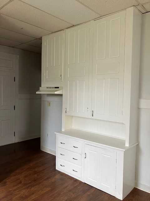 308 N Front St #B - Photo 4 of 10