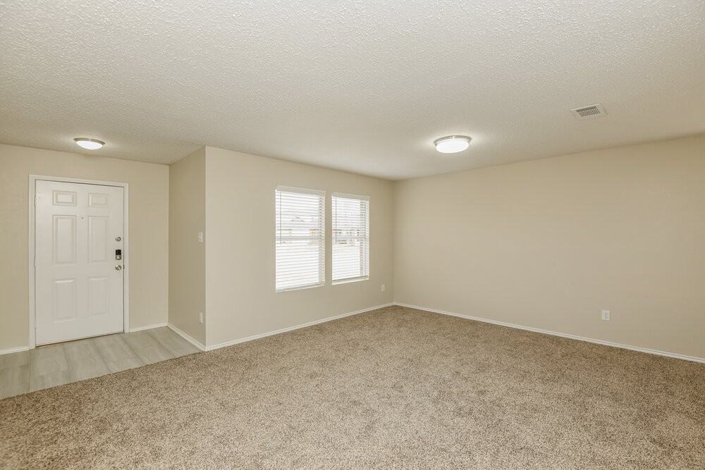 5312 Newcastle Ln - Photo 4 of 16