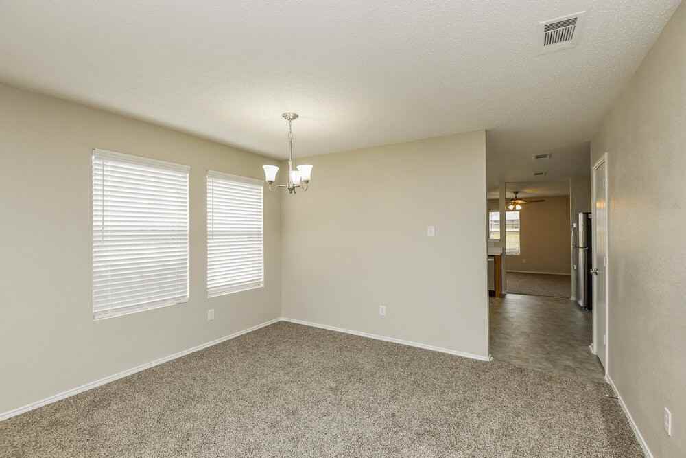 5312 Newcastle Ln - Photo 6 of 16