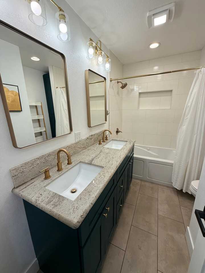 442 E 44th Cir #442 - Photo 6 of 25