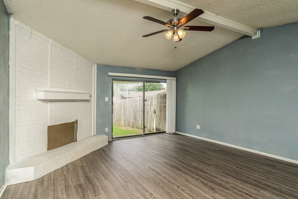 2505 Crown Cir - Photo 7 of 25