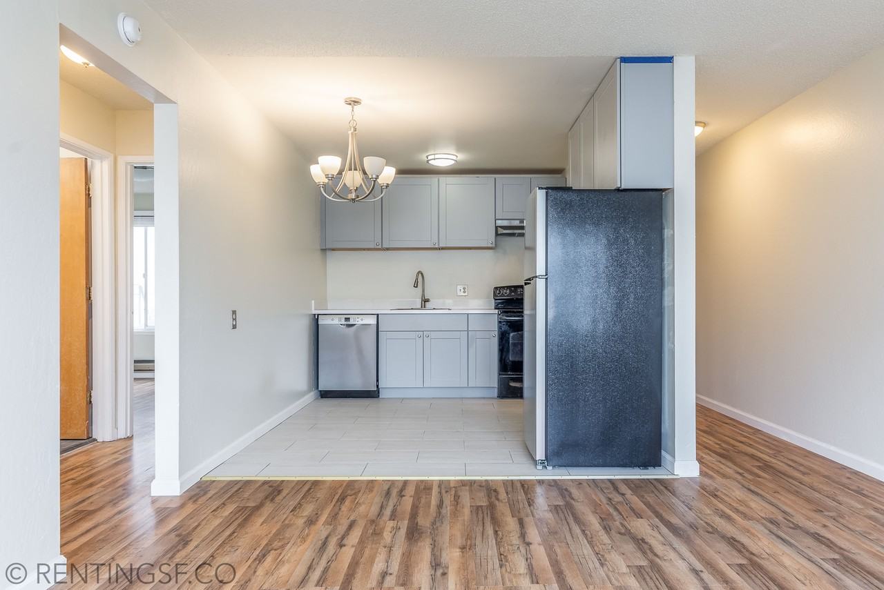 837 Arguello Blvd #4 - Photo 2 of 9