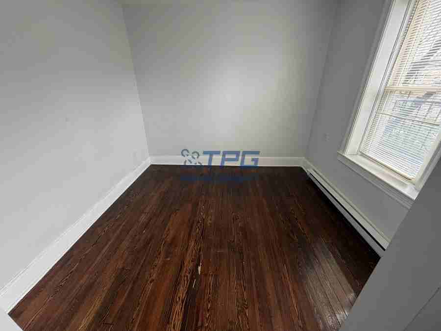 265 Avenue B #4 - Photo 4 of 11