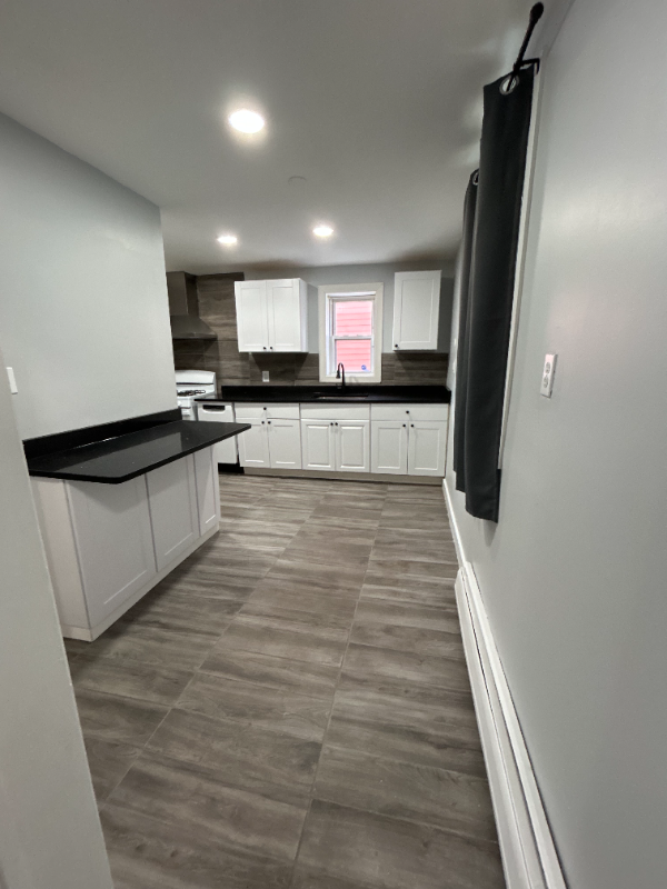 115 Grant Ave - Photo 5 of 20