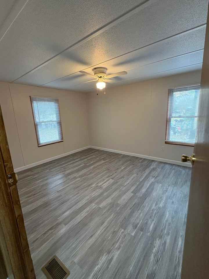 36466 Tina Avenue - Photo 7 of 16