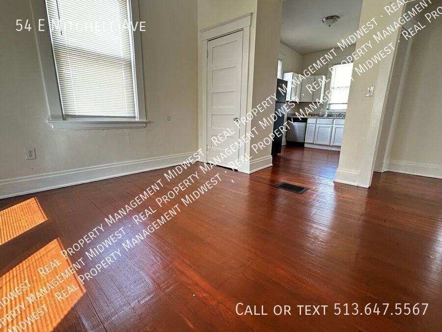 54 E Mitchell Ave - Photo 6 of 20