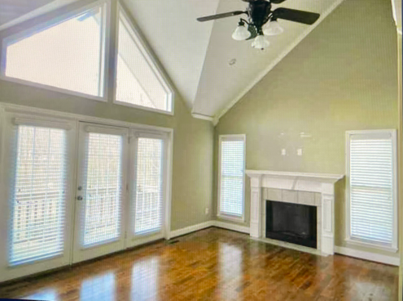 6760 Standifer Gap Rd - Photo 3 of 12