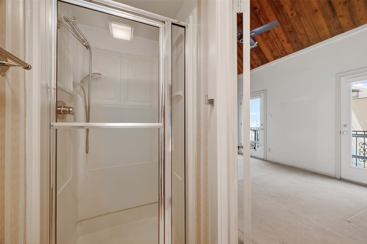 5338 Brownway St #5338B19 - Photo 6 of 39