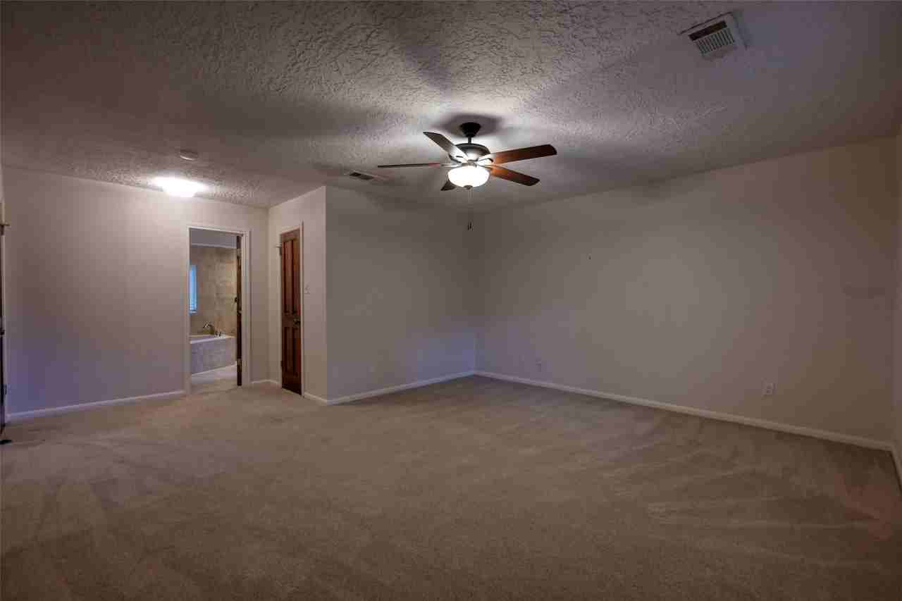 2230 Lakeville Dr #2230 - Photo 7 of 14