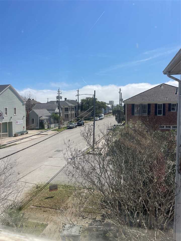 1402 Winnie St #1402-3 - Photo 2 of 23