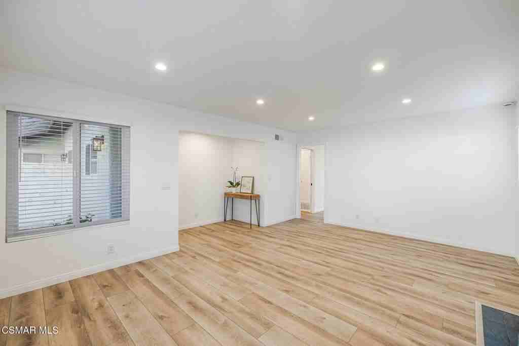 1116 Nottingwood Cir #1116 - Photo 2 of 36