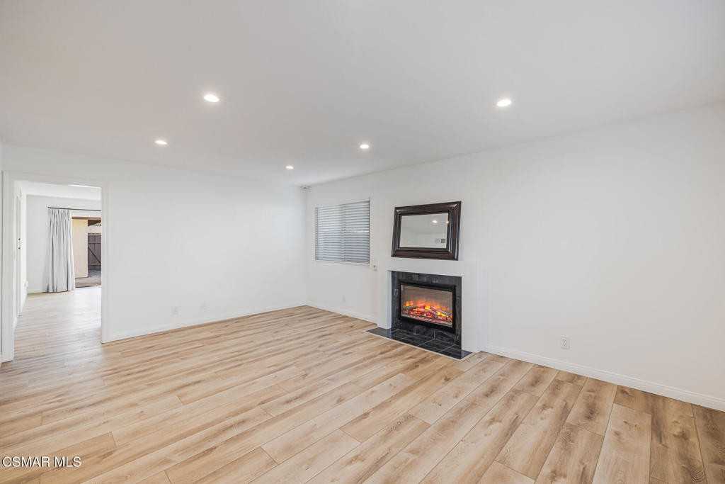 1116 Nottingwood Cir #1116 - Photo 3 of 36