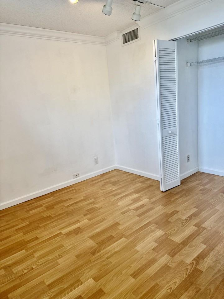 6161 Nw 2nd Ave #6161PH - Photo 7 of 46