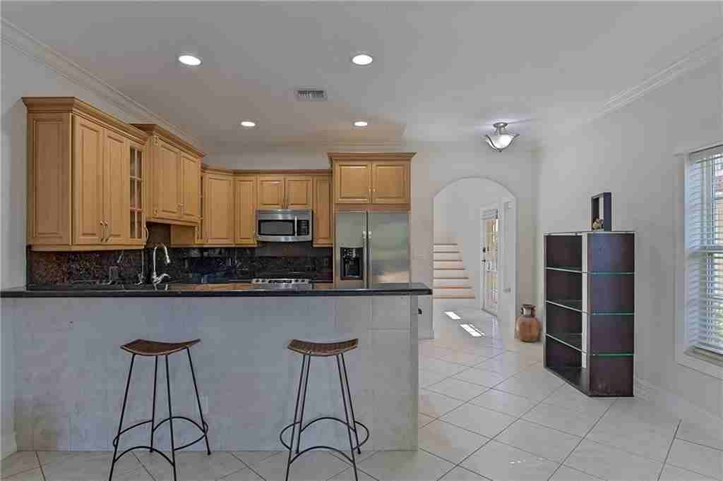 19 Se 19th Ave #19 - Photo 7 of 47