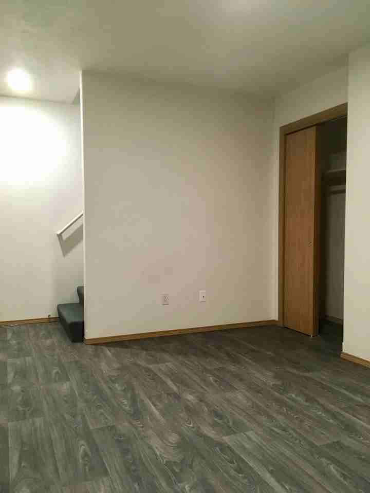 177 E Redoubt Ave #1 - Photo 3 of 15