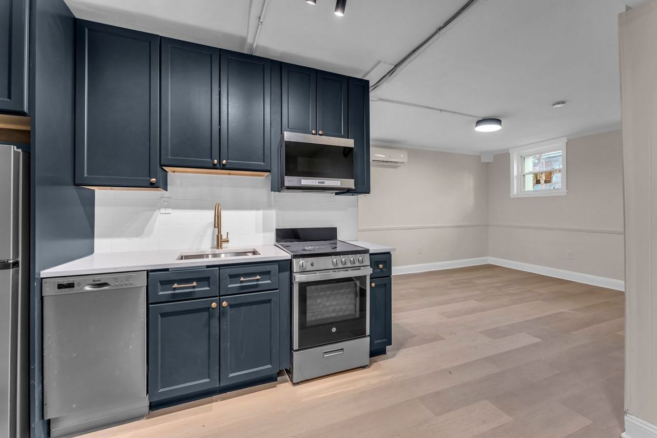 The Woodrow at 300 E 30th Street - Photo 7 of 13