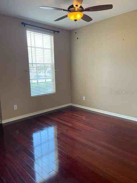 1135 Baronscourt Dr #1135 - Photo 4 of 34