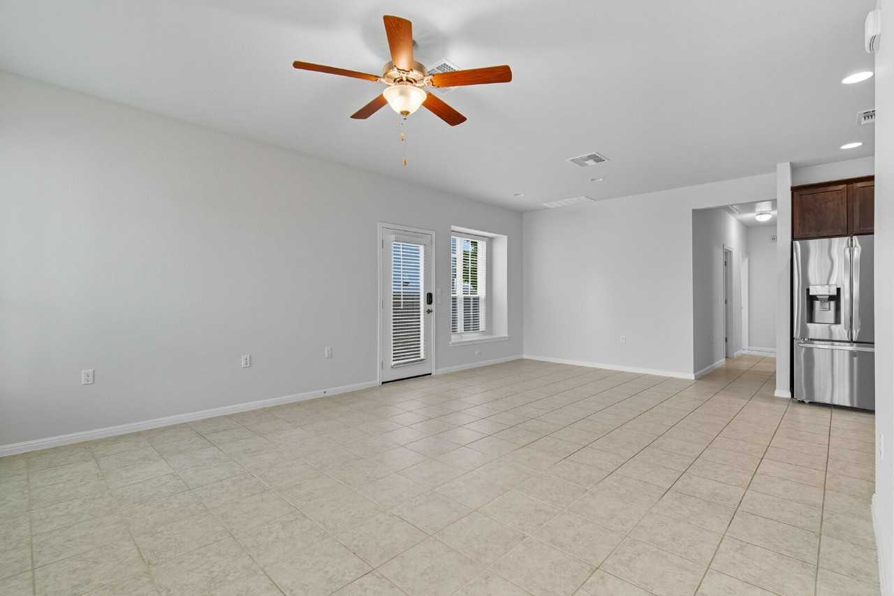 17200 Adoro Dr #17200 - Photo 2 of 14