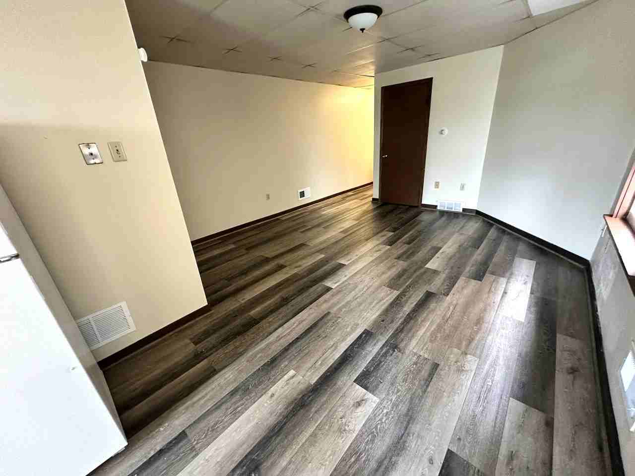 525 Larimer Ave #17 - Photo 4 of 16