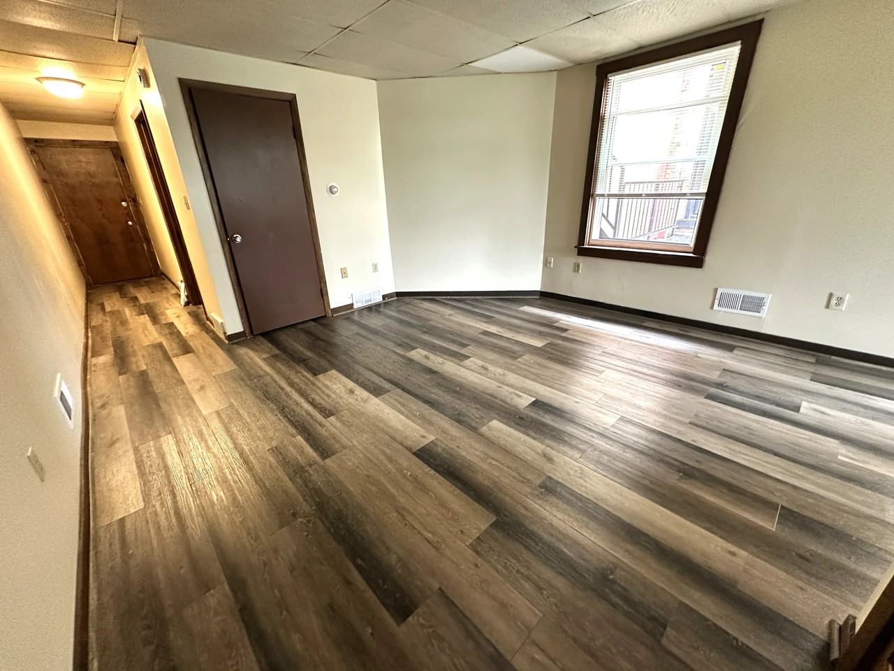 525 Larimer Ave #17 - Photo 5 of 16