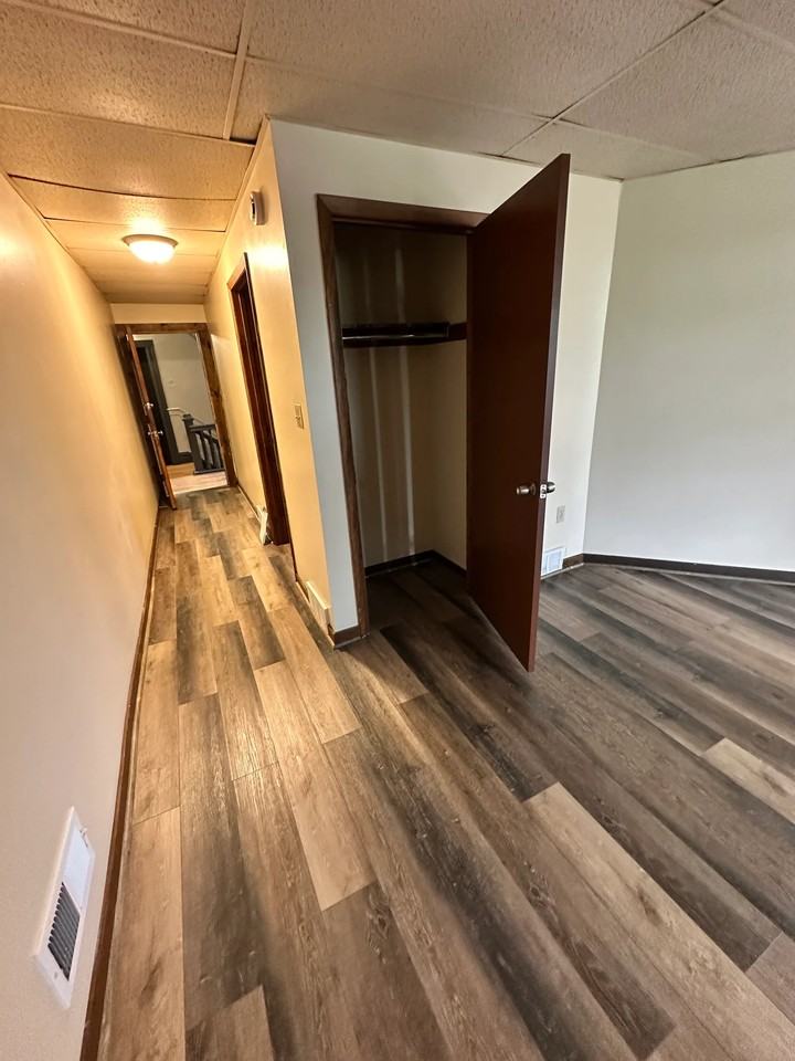 525 Larimer Ave #17 - Photo 7 of 16