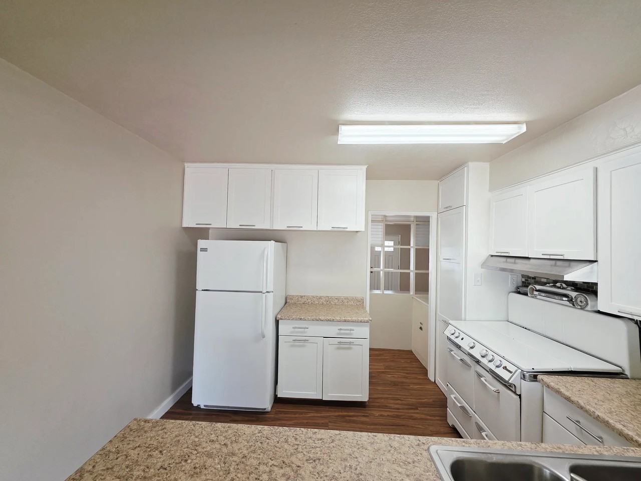 2031 E Silver St #A - Photo 7 of 24