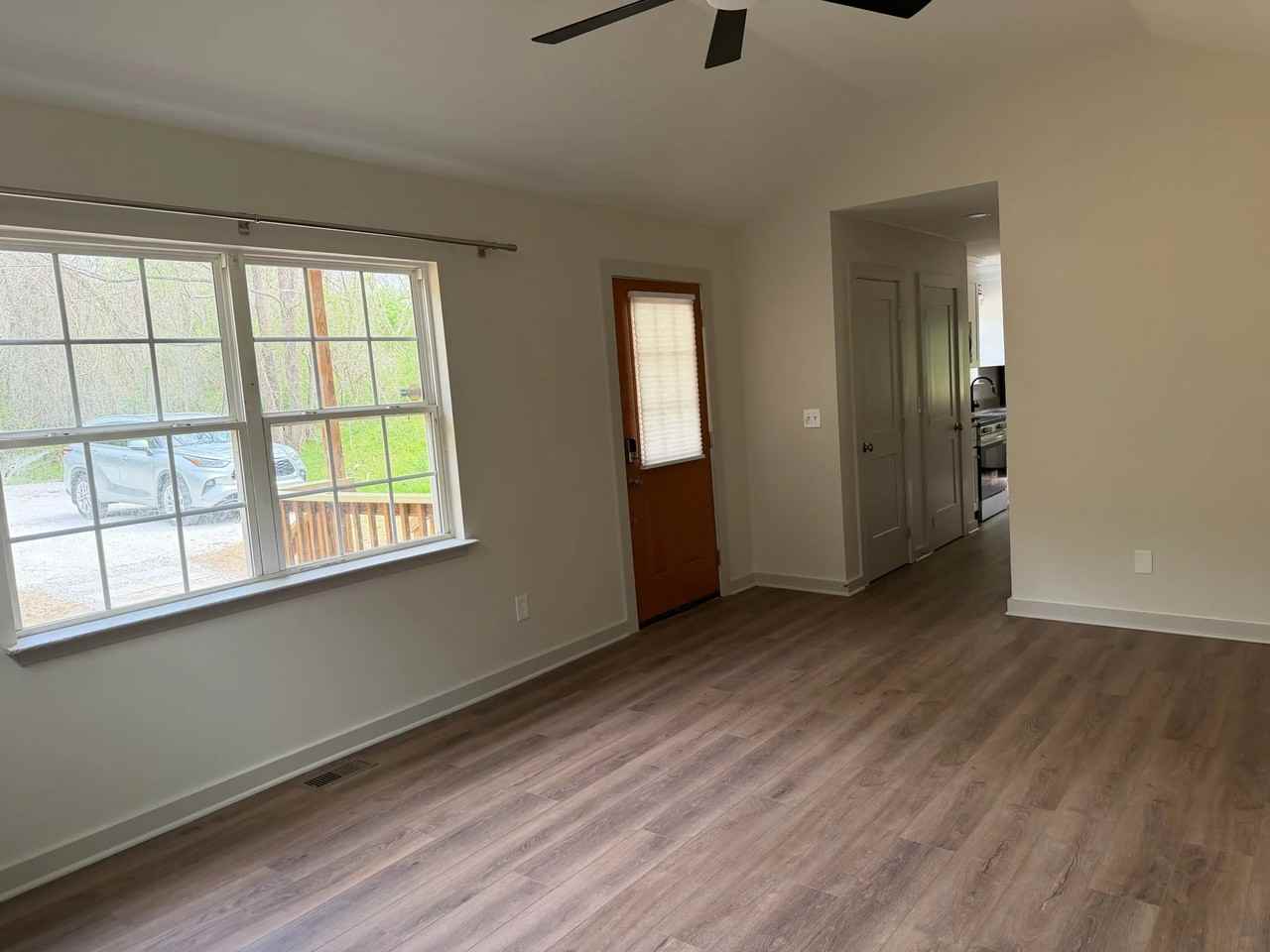 523 Mountain View Cir - Photo 5 of 18